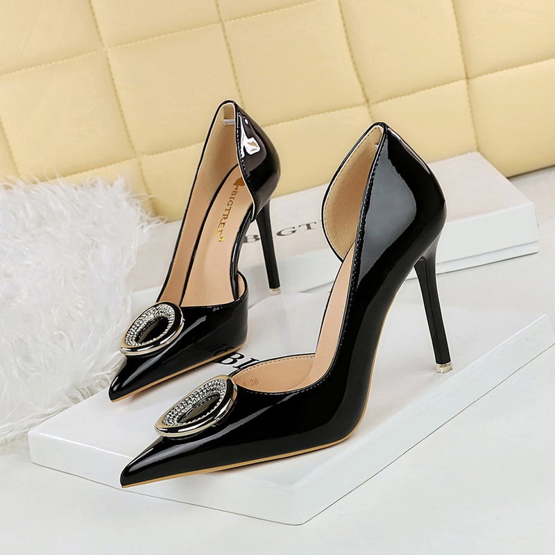 638-K61 Style Nightclub Stiletto Ultra-High Heel Glossy Patent Leather Side Cut Out Metal Rhinestone Buckle Shoes - Image 3